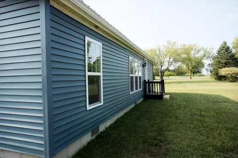 Exterior - 5706 S Shepherd, Shepherd, MI 48883 photo 24 of 28