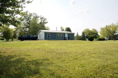 Exterior - 5706 S Shepherd, Shepherd, MI 48883 photo 5 of 28