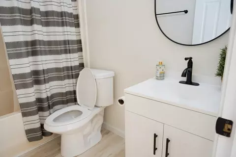 Bath - 5706 S Shepherd, Shepherd, MI 48883 photo 6 of 6