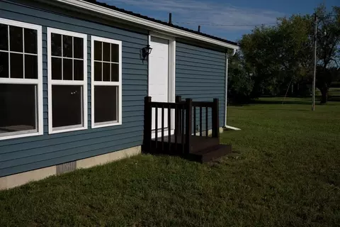 Exterior - 5706 S Shepherd, Shepherd, MI 48883 photo 2 of 28