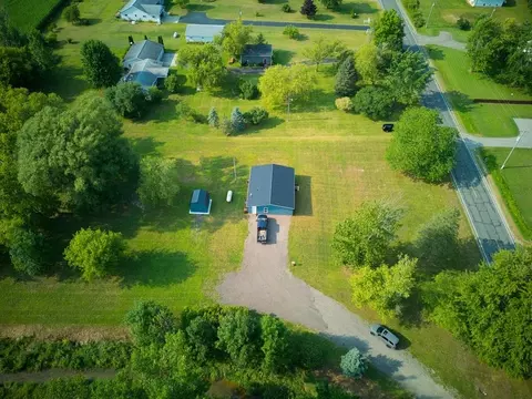 View/Area - 5706 S Shepherd, Shepherd, MI 48883 photo 4 of 11