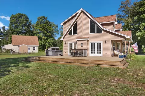 3150 Cascagnett, Traverse City, MI 49685