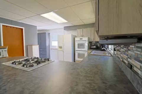 422 E Pne, Blanchard, MI 49310 photo 10