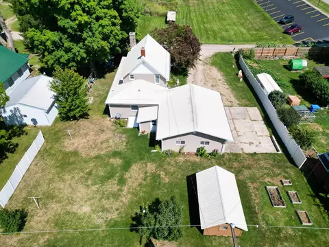 422 E Pne, Blanchard, MI 49310 photo 23