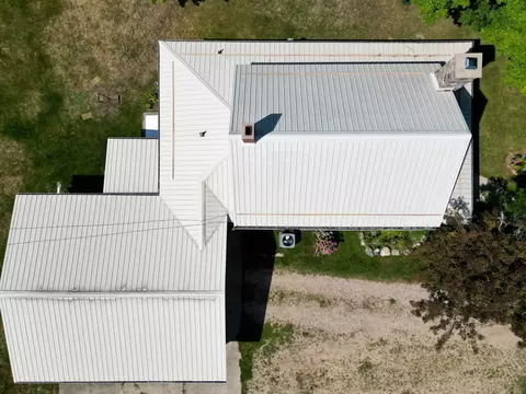422 E Pne, Blanchard, MI 49310 photo 21