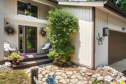 8827 Sunset, Traverse City, MI 49685