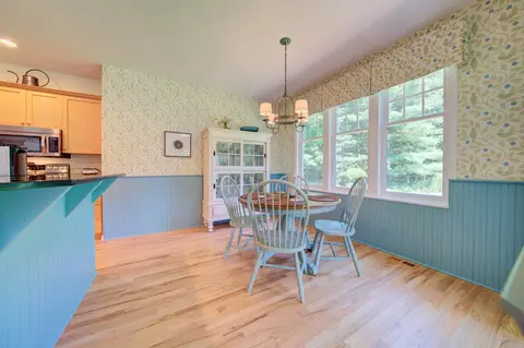 Dining - 9601 E Stonehouse, Suttons Bay, MI 49682 photo 3 of 6