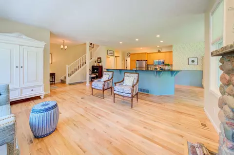 Living - 9601 E Stonehouse, Suttons Bay, MI 49682 photo 4 of 5
