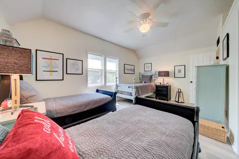 Bedroom - 9601 E Stonehouse, Suttons Bay, MI 49682 photo 12 of 16