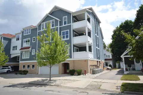825 Seventh #208, Traverse City, MI 49684