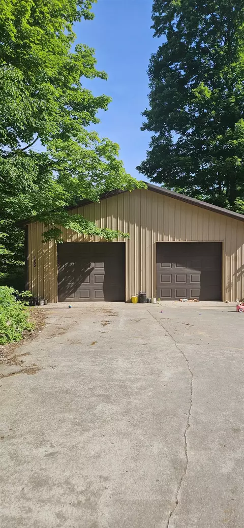 4882 Norton, Grawn, MI 49637 photo 10