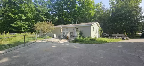4882 Norton, Grawn, MI 49637 photo 3