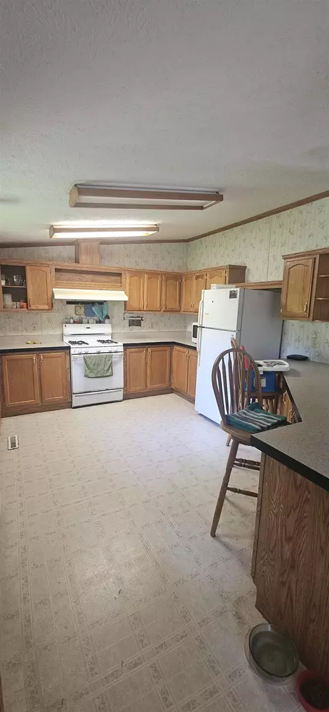 4882 Norton, Grawn, MI 49637 photo 5