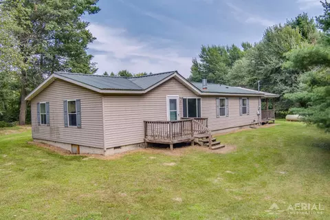 6250 Maple, Alger, MI 48610 photo 2