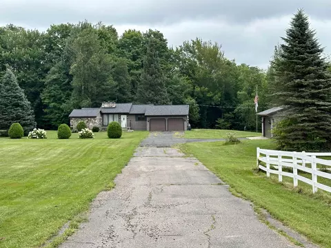 1103 N Cr 545 N, Skandia, MI 49885