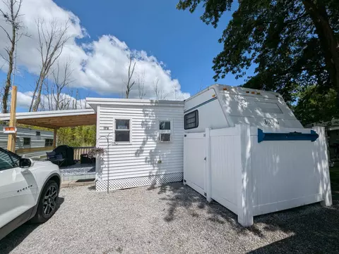831 Main UNIT 178, Au Gres, MI 48703 photo 5