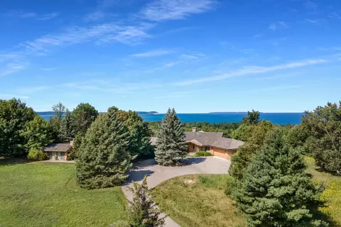 338 N Manitou, Lake Leelanau, MI 49653