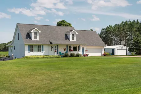 1209 SE Saunders, Kalkaska, MI 49646