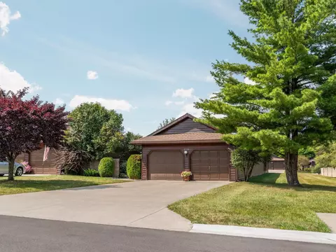 2155 Hammond Pl, Traverse City, MI 49686