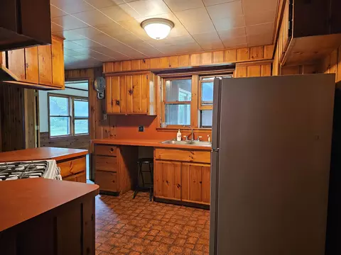 Kitchen - 7604 Wickert, Hale, MI 48739 photo 2 of 2