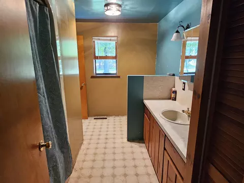 Bath - 7604 Wickert, Hale, MI 48739 photo 1 of 1