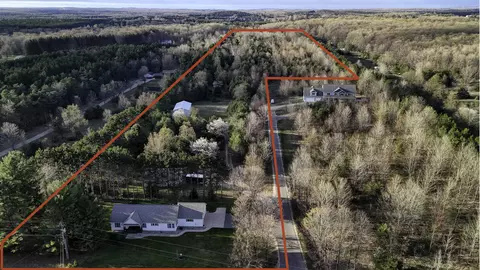 10686 Thiel, Traverse City, MI 49685