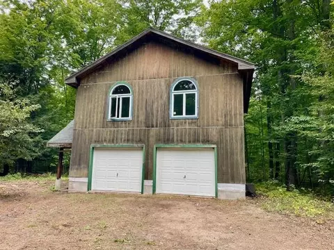 7532 Way, Honor, MI 49640