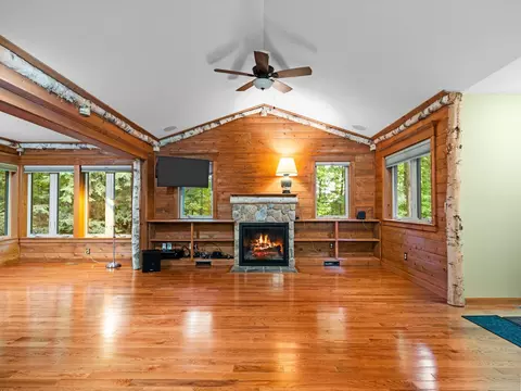 12055 S Woodwinds #23, Traverse City, MI 49684
