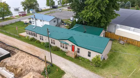590 N N Shr, Crystal, MI 48818