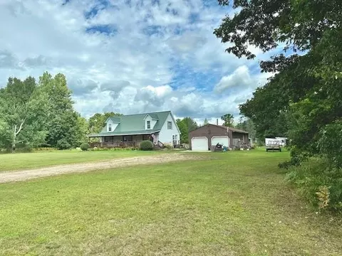 3356 N Old State, Weidman, MI 48893