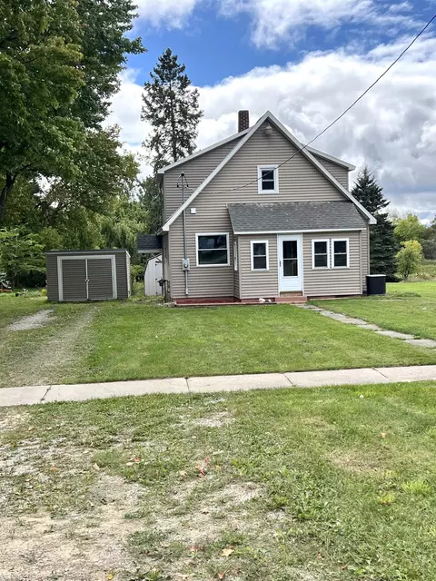 308 Euclid, Mcbain, MI 49657 photo 3