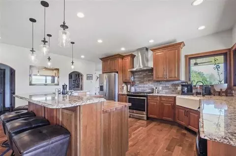 3854 Maxwell, Petoskey, MI 49770 photo 4