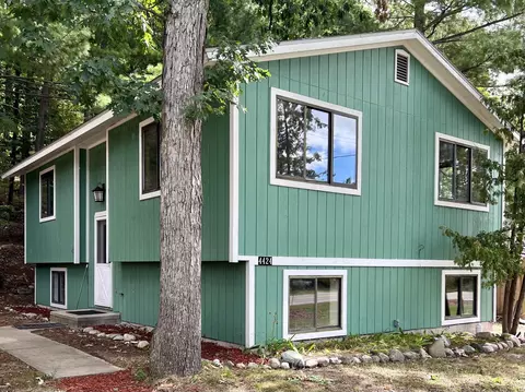 4424 Five Mile, Williamsburg, MI 49690
