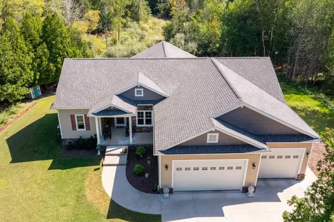 4545 Maple, Mount Pleasant, MI 48858