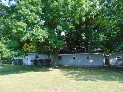 2475 S Warner, Sumner, MI 48889 photo 2