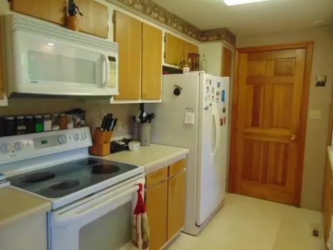 2475 S Warner, Sumner, MI 48889 photo 17