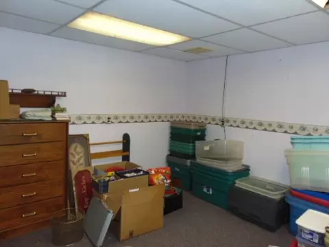2475 S Warner, Sumner, MI 48889 photo 49