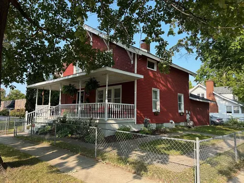 121 S Kinney, Mount Pleasant, MI 48858