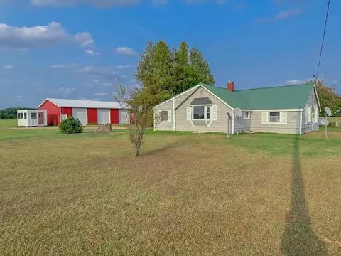 10350 30th, Evart, MI 49631