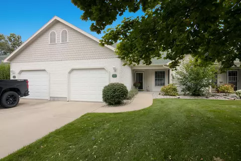 605 Meadowview, Elk Rapids, MI 49629