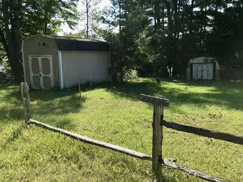 18891 Hillview, Barryton, MI 48438