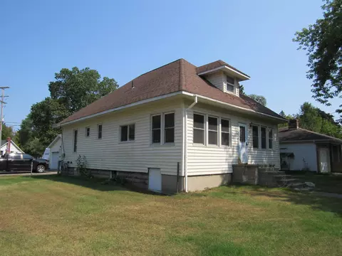 418 Bridge, East Tawas, MI 48730