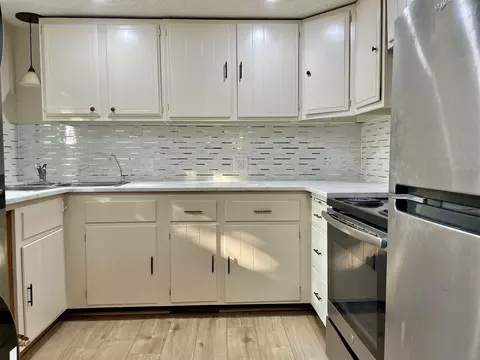 505 E Third, Elk Rapids, MI 49629 photo 9