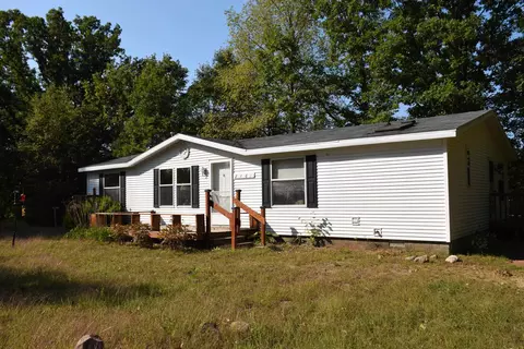 2167 Miller, Weidman, MI 48893