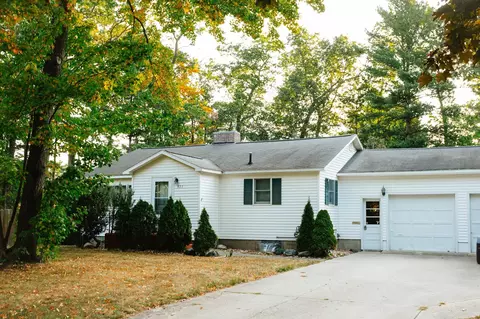 511 Belmont, Traverse City, MI 49686