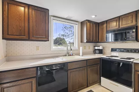 5000 S Townhouse #E7 : E7, Cedar, MI 49621 photo 8