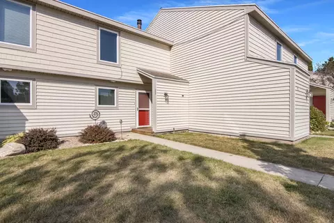 5000 S Townhouse #E7 : E7, Cedar, MI 49621 photo 3
