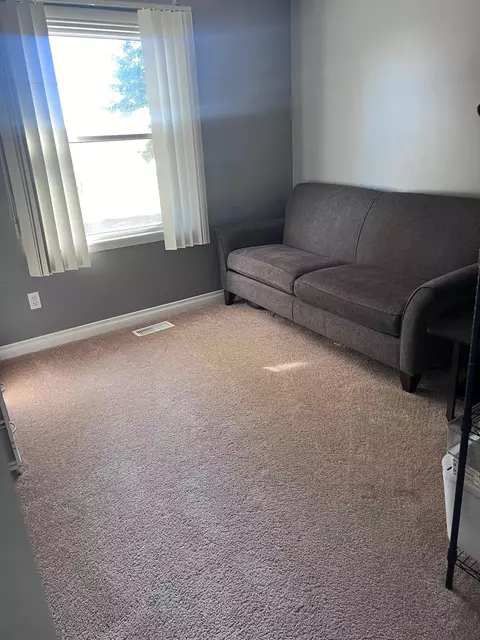 Bedroom - 2315 E Riv, Mount Pleasant, MI 48858 photo 1 of 9