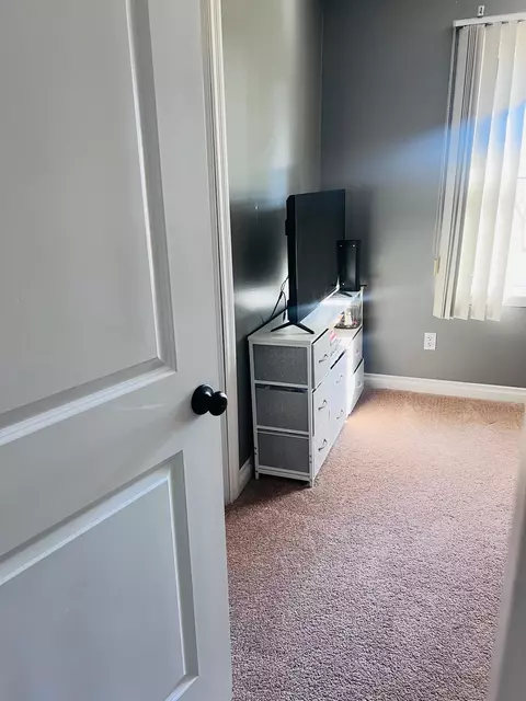 Bedroom - 2315 E Riv, Mount Pleasant, MI 48858 photo 2 of 9