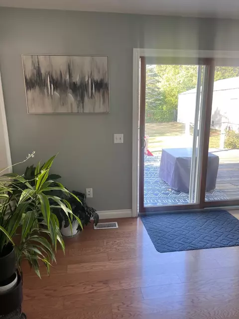 Entry Way - 2315 E Riv, Mount Pleasant, MI 48858 photo 6 of 6
